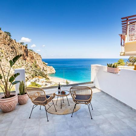 Yploui Suites Kerpe Dış mekan fotoğraf