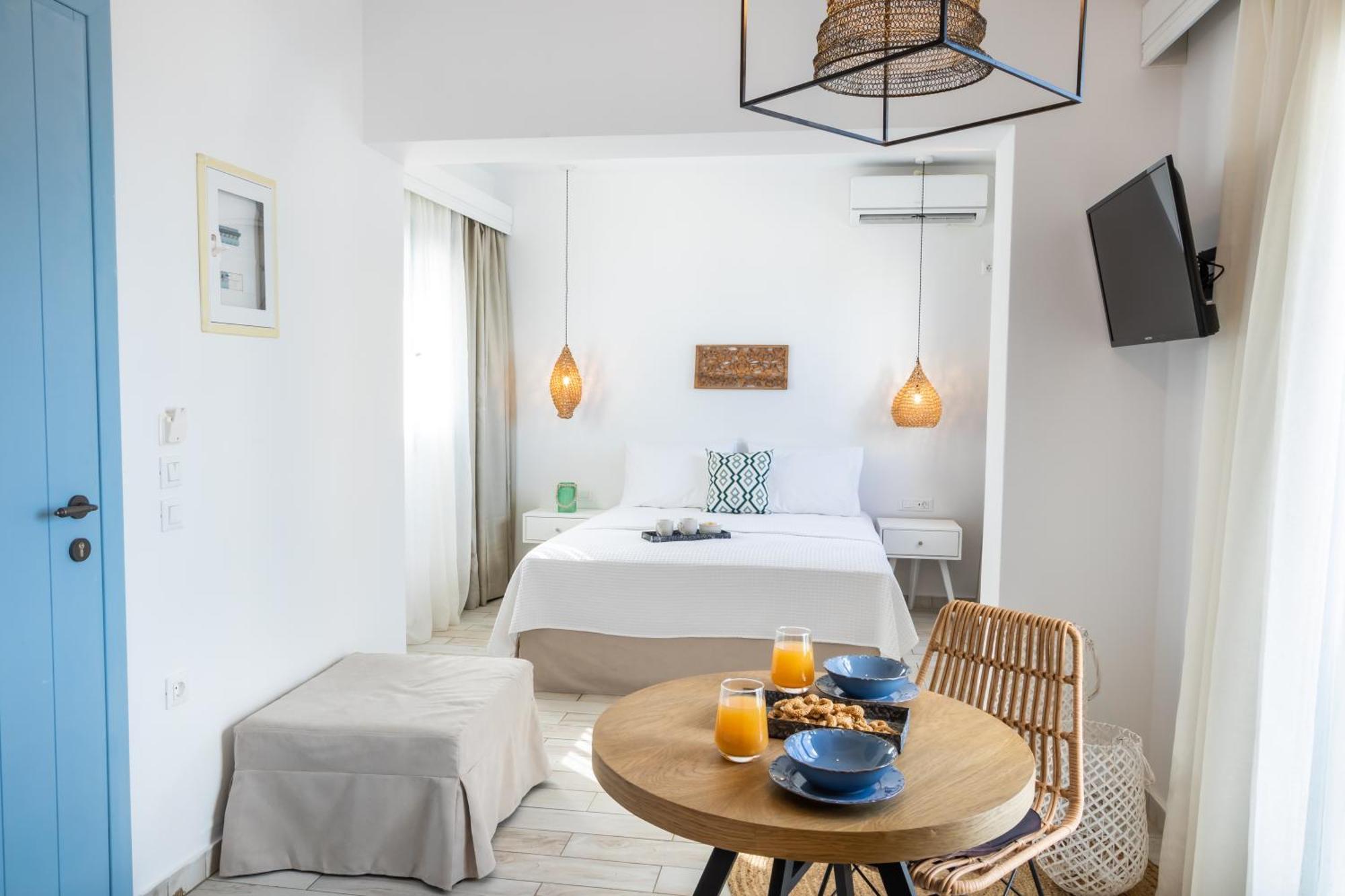 Yploui Suites Kerpe Dış mekan fotoğraf