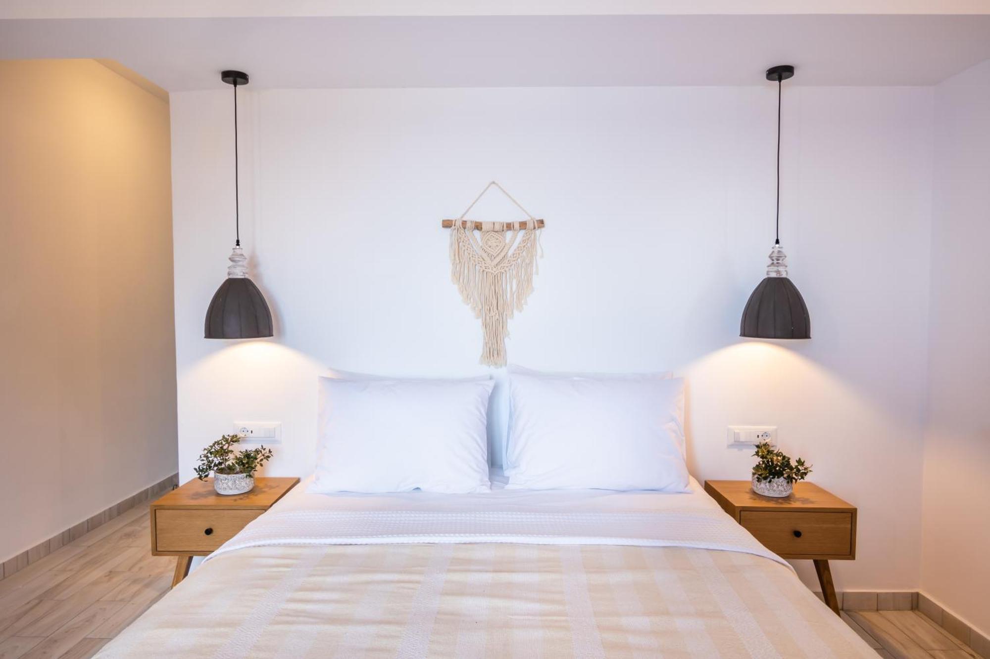 Yploui Suites Kerpe Dış mekan fotoğraf