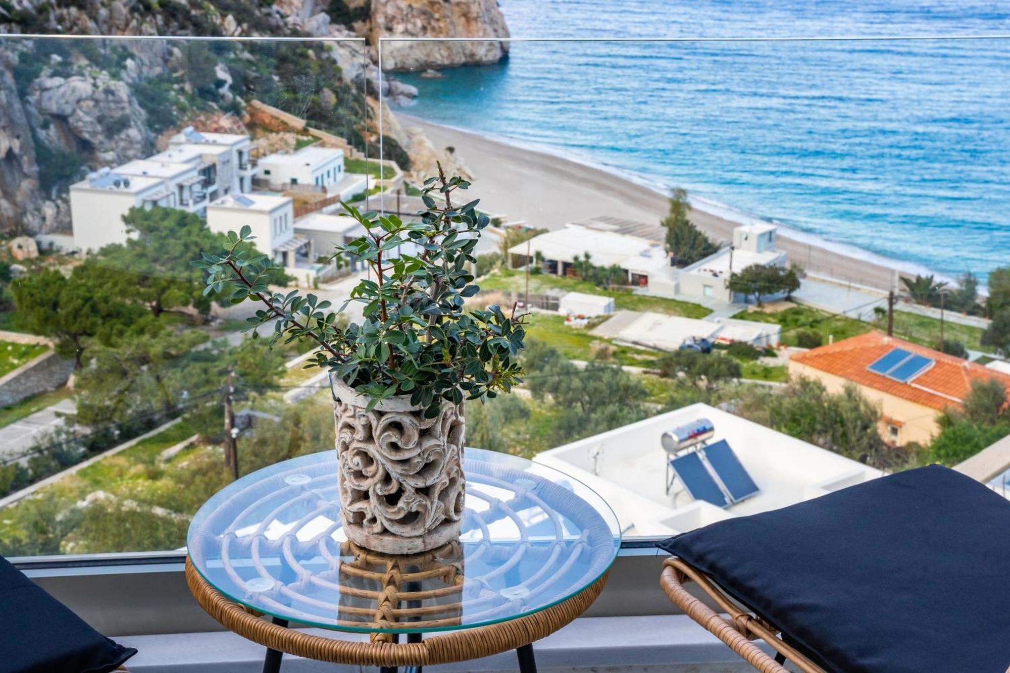 Yploui Suites Kerpe Dış mekan fotoğraf