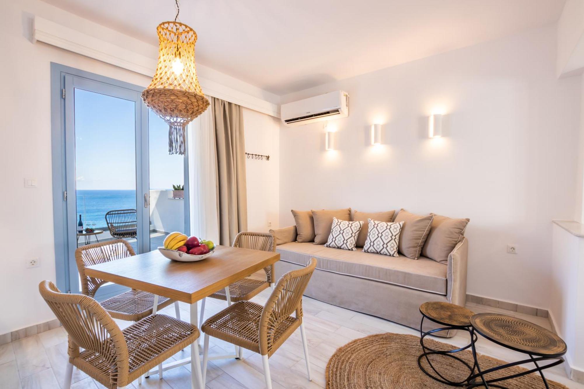 Yploui Suites Kerpe Dış mekan fotoğraf