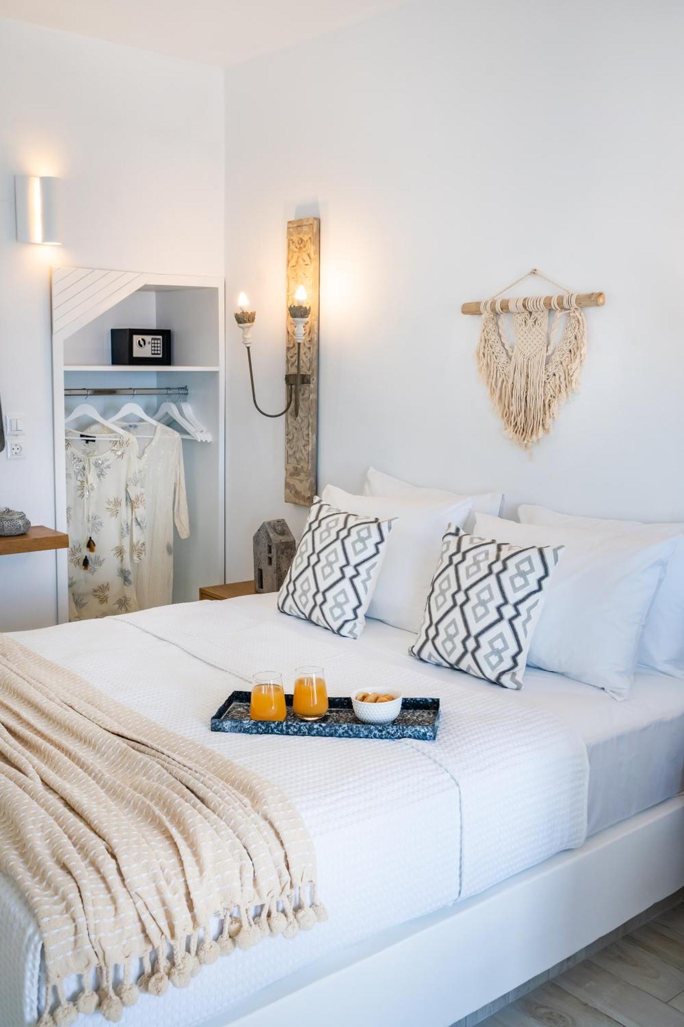 Yploui Suites Kerpe Dış mekan fotoğraf