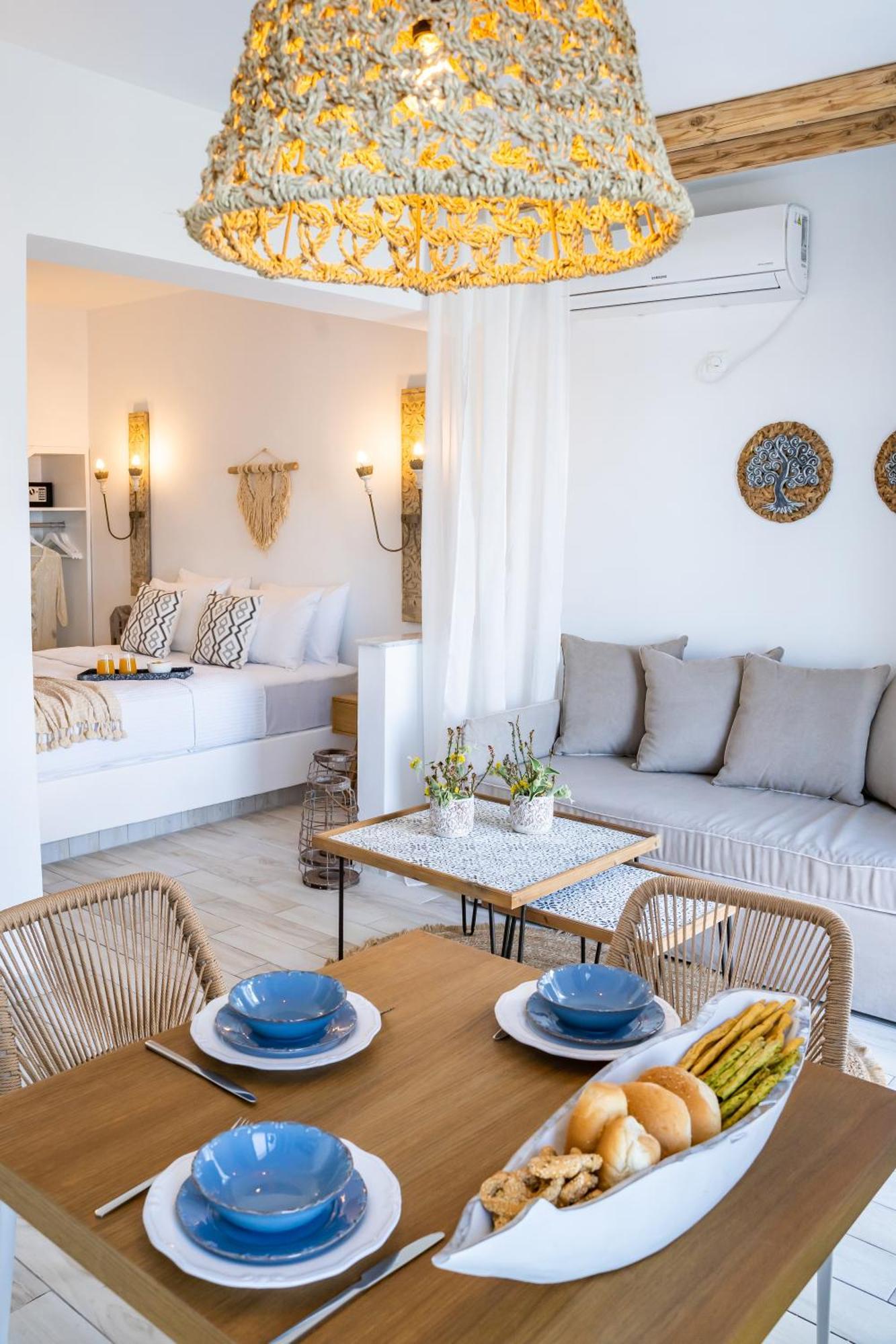 Yploui Suites Kerpe Dış mekan fotoğraf
