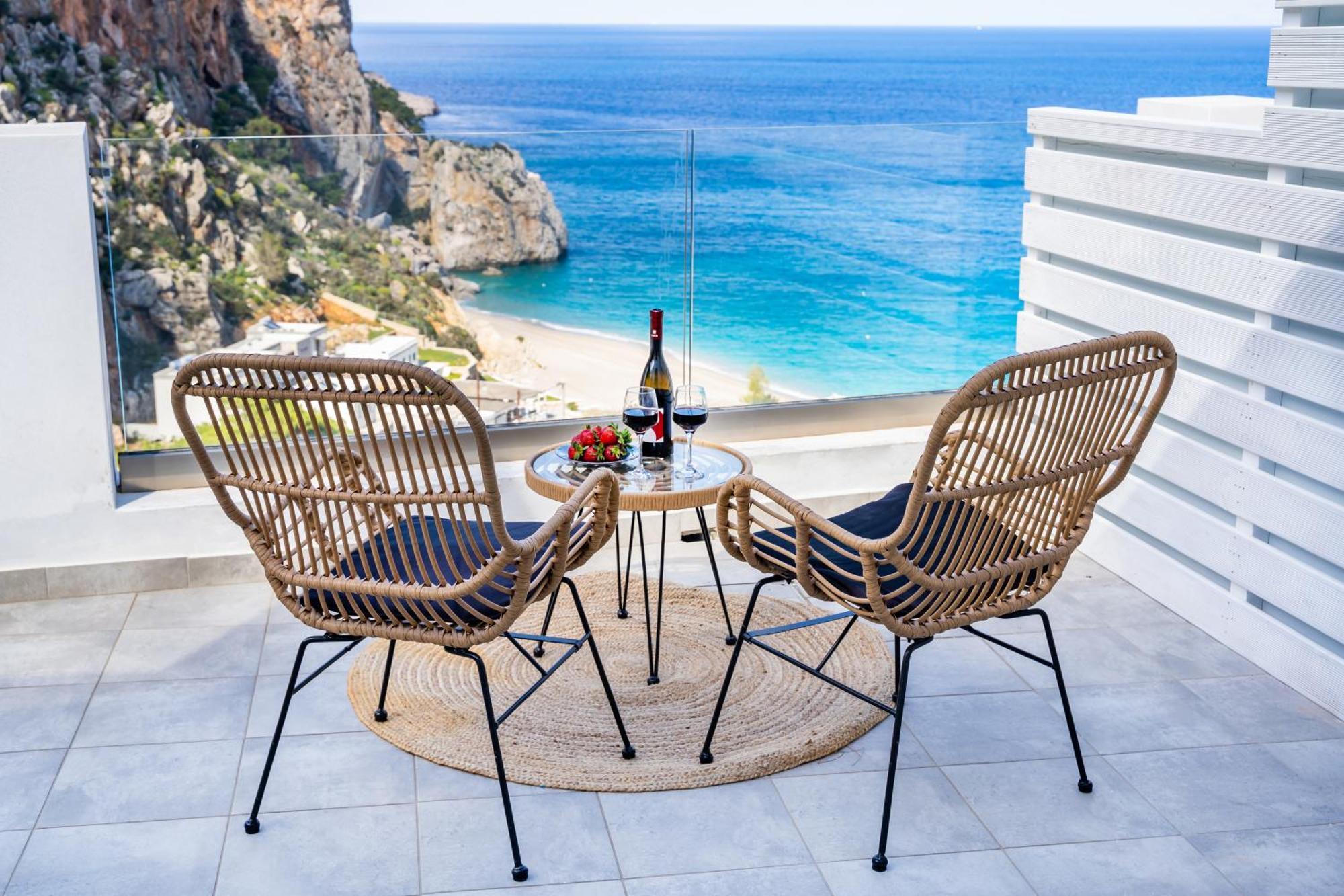 Yploui Suites Kerpe Dış mekan fotoğraf