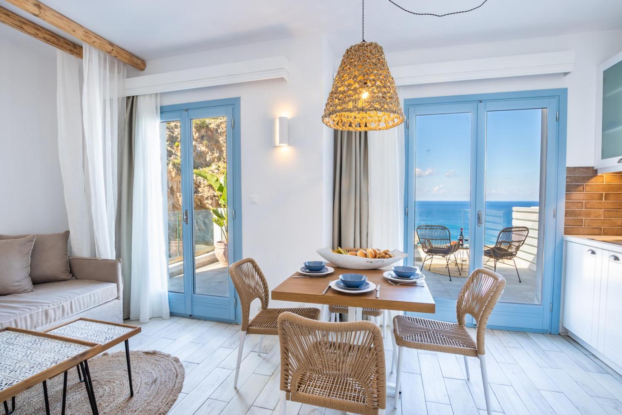 Yploui Suites Kerpe Dış mekan fotoğraf